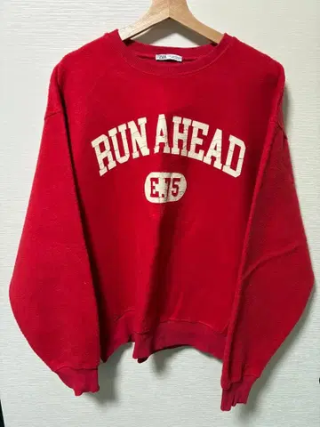 ZARA RUN AHEAD E.75 레드 맨투맨 L