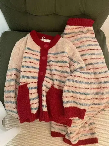 스트라이프 패턴 플리스 파자마 세트