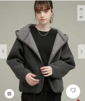 [ 새상품 ] 무스탕 리버서블 후디 코트 38 사이즈