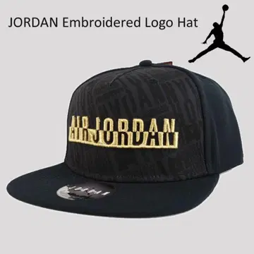 해외 모델 JORDAN 조던 자수 로고 캡 블랙 골드