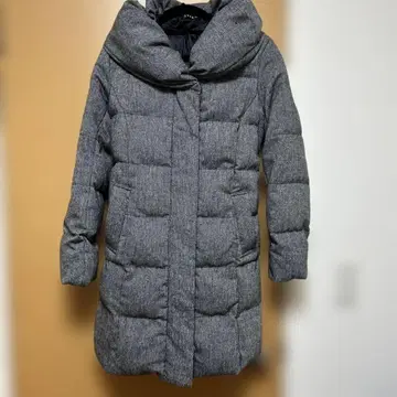 그레이 후드 부착 다운 자켓