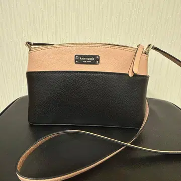 kate spade 숄더백 베이지와 블랙