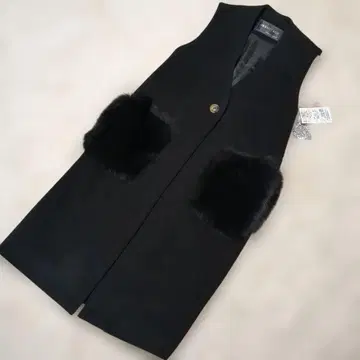 HERMITAGE 블랙 롱 베스트 퍼 포함