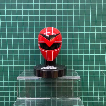 슈퍼전대 히어로 빨간색 헬멧 피규어