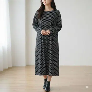 cawaii 도트 무늬 롱 원피스 긴팔 플레어 블랙 포켓 있음