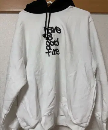haveagoodtime 화이트 x 블랙 후드티 가격 인하 가능