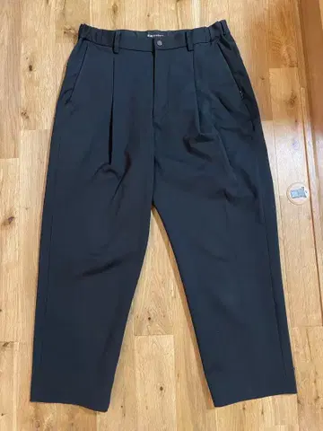 New Balance met24 와이드 팬츠 블랙