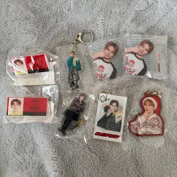 ONE N' ONLY 원엔 EIKU 아크릴 키링