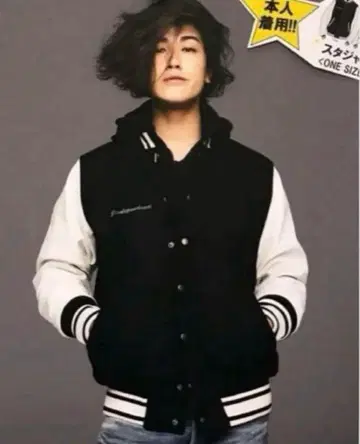 아카니시 진 jindependence 2018 굿즈 바시티 자켓