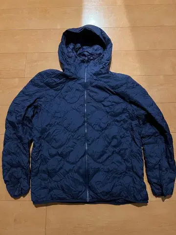 유니클로 UNIQLO x JW ANDERSON 다운 파카