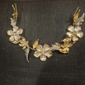 꽃 모티브 헤어 액세서리