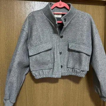 숏 기장 아우터