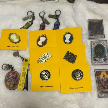 Mrs.GREENAPPLE BAVELnoTOH 가챠가챠