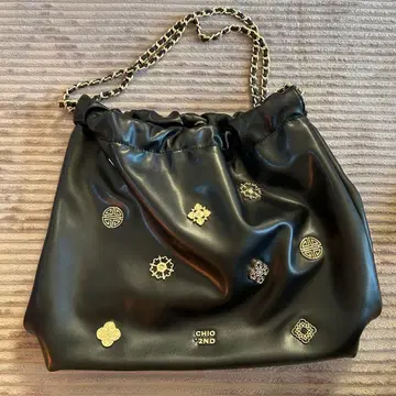 CHIO'2ND 블랙 숄더백