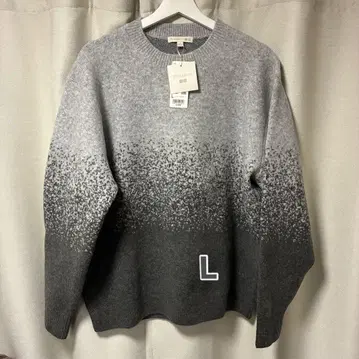 UNIQLO and JW ANDERSON 수플레얀 그라데이션 스웨터