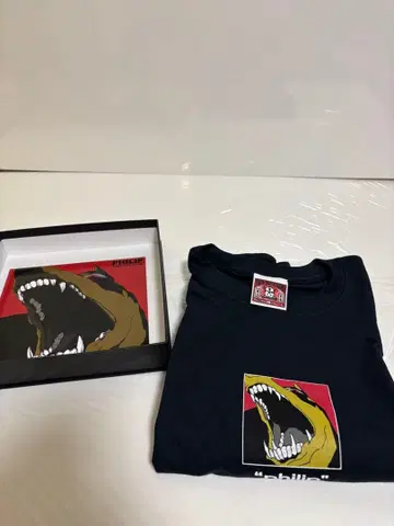 밀레니엄 퍼레이드 블랙 T셔츠 'philip'