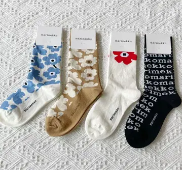 새상품 마리메꼬 양말 4켤레