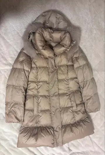 CECIL McBEE 세실 맥비 다운 코트 베이지