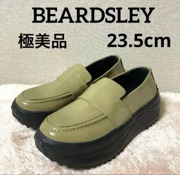 [컨디션 최상] 비어즐리 에나멜 가죽 로퍼 카키