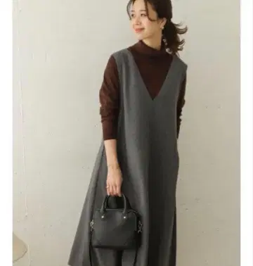 어반 리서치 도어스 A라인 오버롤 스커트 체크