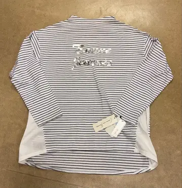 스트라이프 실버 자수 긴팔 티셔츠