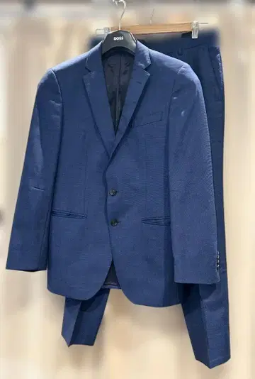 HUGO BOSS 셋업 수트 REDA SUPER 110 네이비