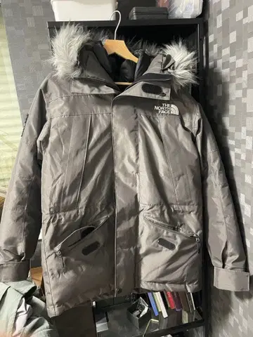 THE NORTH FACE 그레이 다운 자켓 안타크티카 파카