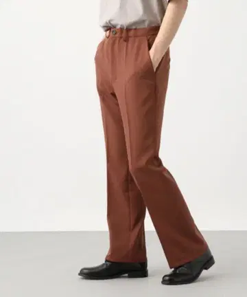 HARE 플레어 팬츠 센터 프레스 플레어 트라우저