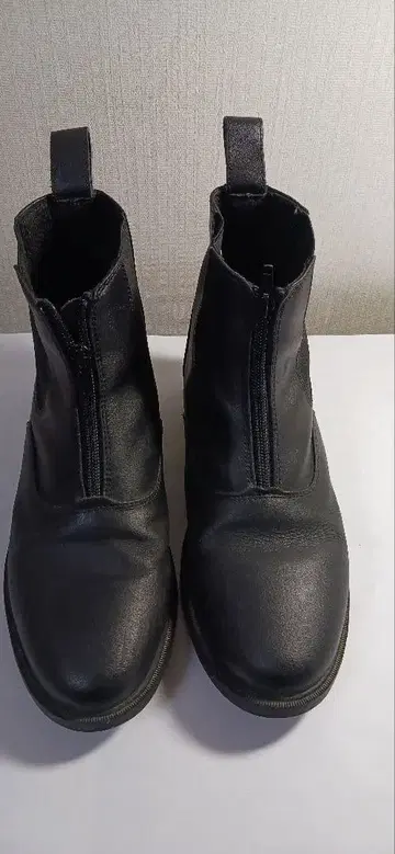 승마용 프론트 지퍼 엘르 부츠 블랙