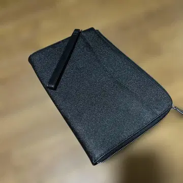 인조 가죽 클러치백 소가죽