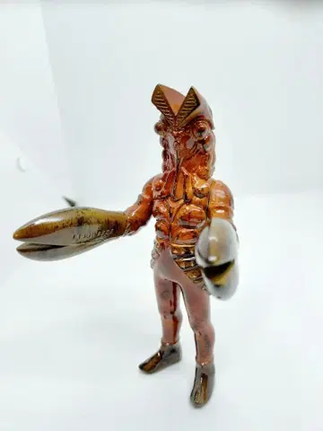 울트라맨 소프트 비닐 발탄 성인 재도색