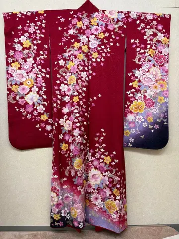 빨간 꽃무늬 후리소데 12/25까지