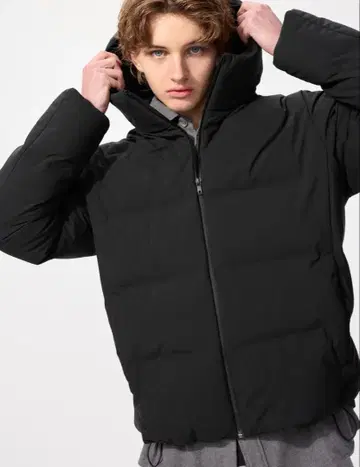 Uniqlo 심리스 다운 파카 베스트셀러