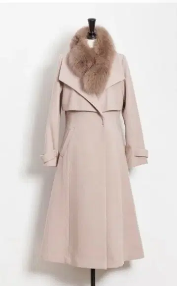 노엘라 백 플리츠 울 트렌치 코트