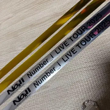 Number i LIVE TOUR 2025 은색 테이프