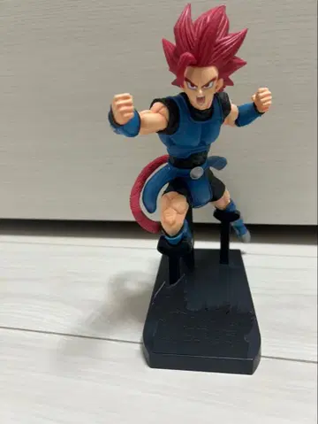 드래곤볼 제일복권 SP상 초사이어인 갓 샤 피규어