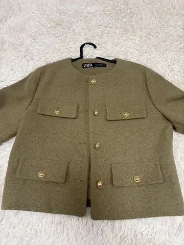 ZARA 카키 버튼 달린 자켓 자라