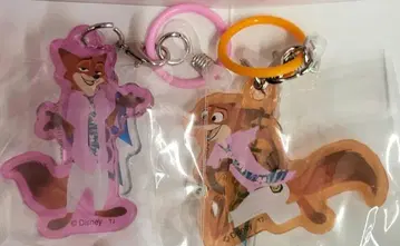 주토피아 2 팝업 시크릿 아크릴 참 닉