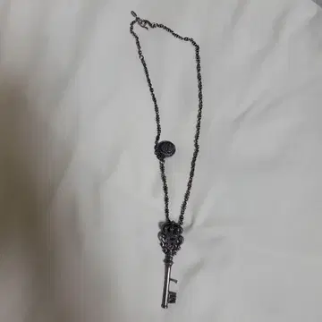 Justin Davis 키요하루 목걸이