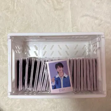 민하오 LOVE 캔뱃지 43개