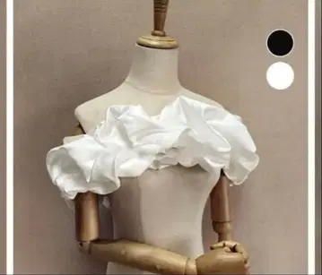 화이트 리본 포함 오프숄더 탈부착 소매