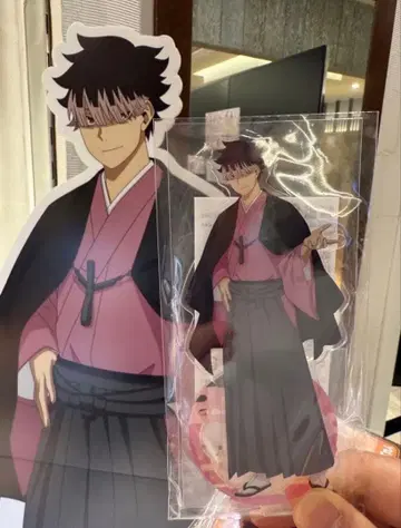 괴수 8호 나루미 겐 아크릴 스탠드 기모노