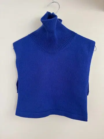 질 샌더 파랑 슬리브리스 터틀넥