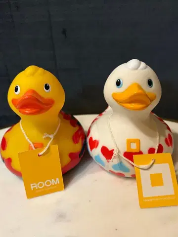 ROOM 오리 피규어 2개 세트