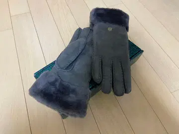 EMU Australia 장갑