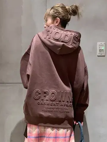 신상 엠보싱 BIG ZIP 후드티 브라운 FREE 6930엔 UNISEX