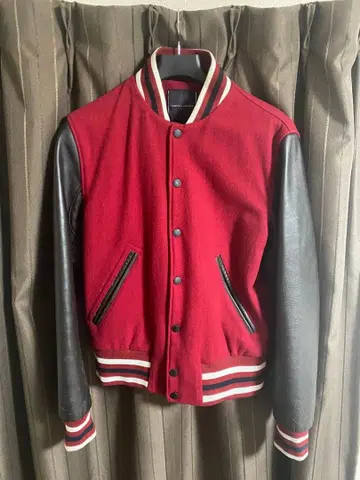 대비 가죽 바시티 자켓