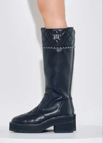 Darich 체인 퀼팅 가죽 부츠