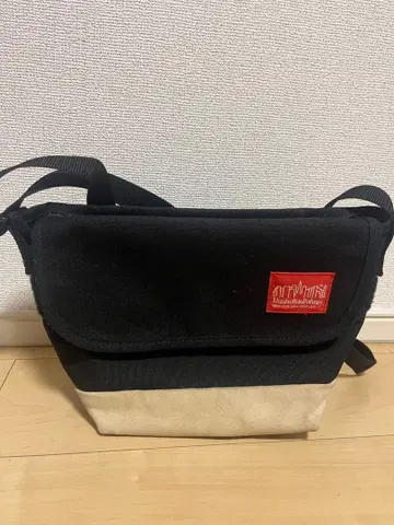 맨해튼 웨스트 파우치