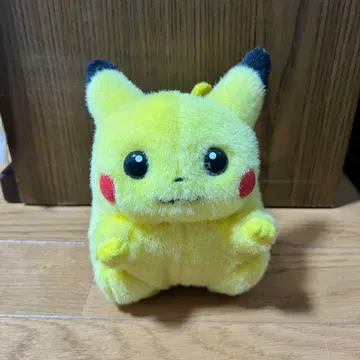 초기 피카츄 봉제 인형 TOMY